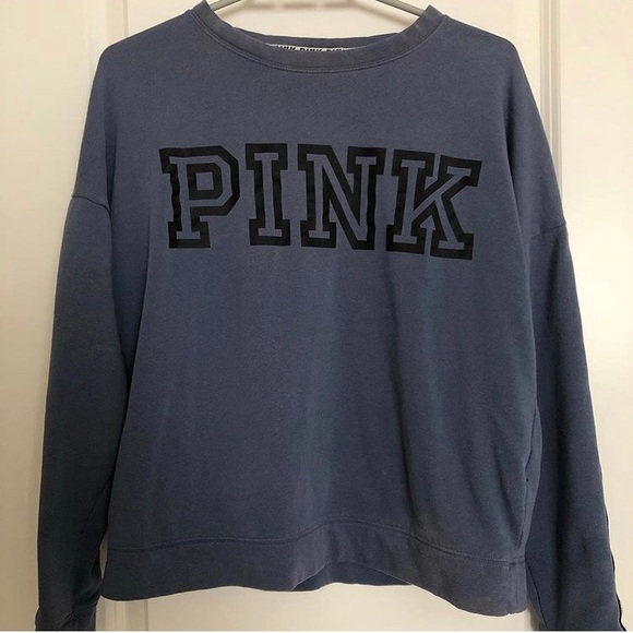 CREWNECK💙 - Picture 1 of 3